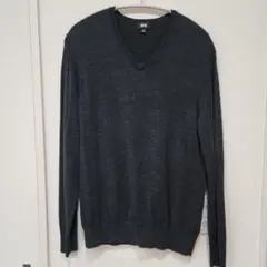 UNIQLO ダークグレー Vネックセーター Lサイズ
