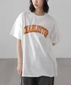 FREE'S MART カレッジロゴビッグTシャツのサムネイル