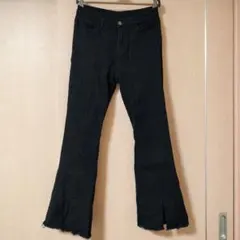 グレイル　ブラック　フレアデニム