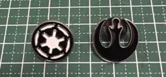 【スターウォーズ】反乱同盟レジスタンス 帝国軍ピンバッジ2種セット