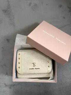 Samantha Thavasa 三つ折り財布 ホワイト スタッズ