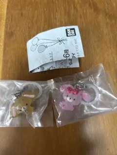 サンリオ　ゆるっとめじるしアクセサリー　くろうさ　ぼんぼんりぼん　２個セット