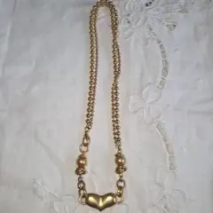 ハート型チャーム付き金色ネックレスMICHEL KLEIN