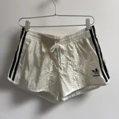 adidasショートパンツ　ランニングパンツ　白