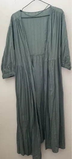 GU ガウン風　ロング　カシュクールワンピース　グリーン