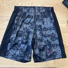 NIKE 短パン　スポーツウェア