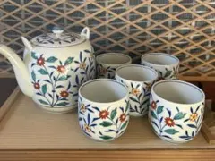 茶器揃え　（一部欠けあり）