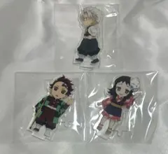 鬼滅の刃 実弥におはぎを渡す義勇アクリルスタンド アクスタ 冨岡義勇