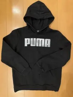 PUMA 黒 フード付き パーカー