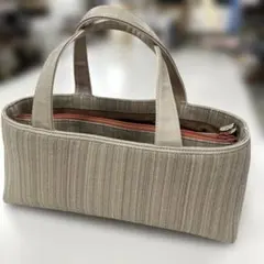 和装バック　正絹生地　２本手付き　底ビス付き　ベージュ　ストライプ