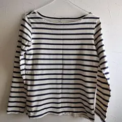 UNIQLOユニクロ　ボートネックボーダー長袖カットソー！