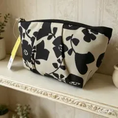 Sybilla シビラ新品 ポーチ No.3のサムネイル