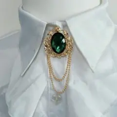 シーイン　shein 緑　ブローチピン　宝石　チェーン　西洋　コスプレ　アメリカ