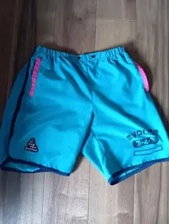 SVOLME ハーフパンツ ショートパンツ Sサイズのサムネイル