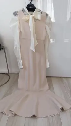 新品未着用Mercury duoリボン付きニットワンピース Mサイズ　アイボリー