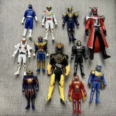 BANDAI 戦隊ヒーロー 、仮面ライダーフィギュア 11体セット　まとめ売り