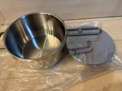 Tupperware パーフェクトキッチン 圧力鍋 5L 本体とすのこ 未使用品のサムネイル