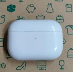 Apple AirPods Pro 充電ケースのみ 750