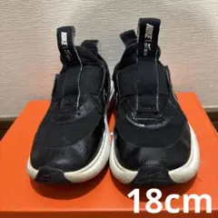 NIKE スニーカー　18cm