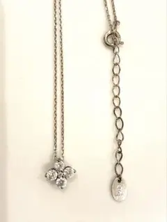 4℃ ヨンドシー シルバー ネックレス フラワーモチーフ
