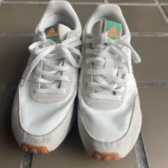 adidas ホワイト グリーン スニーカー