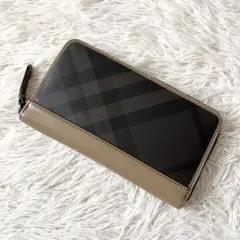バーバリー スモークドチェック ラウンドファスナー 長財布