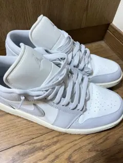 美品値下げ中！Nike Air Jordan 1 ホワイト/グレー　美品