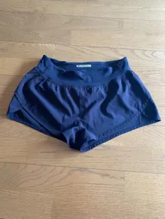 FOREVER 21 ランニングショートパンツ ブラックのサムネイル