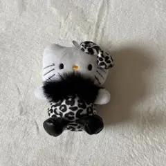 韓国　ハローキティ　ヒョウ柄　ぬいぐるみ