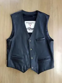 矢沢永吉さん　革ベスト　Lサイズ 矢沢永吉さん 革ベスト Lサイズ 矢沢永吉 革ベスト - メルカリ