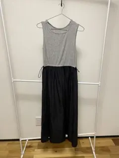 レイカズン　ノースリーブ　シャーリング　ロングワンピースウエストマーク