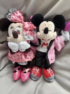 ディズニーストア MINNIE DAY ミッキー ミニー ぬいぐるみキーホルダー