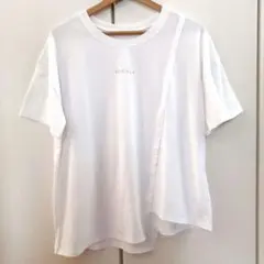 美品SUKALA イレギュラーヘムtee シャツ ホットヨガスタジオラバLAVA