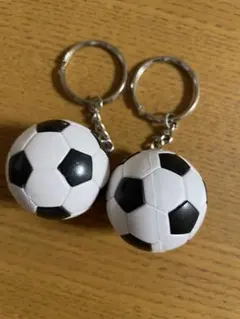 スポーツ サッカー ボール キーホルダー ２個　まとめ売り