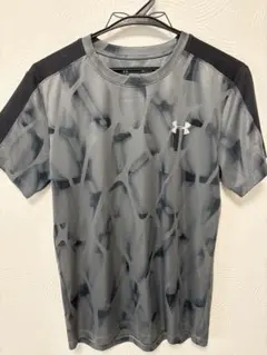 UNDER ARMOUR HEATGEAR Tシャツ グレー Mのサムネイル