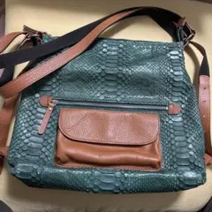 ヘビ革とレザーのショルダーバッグ