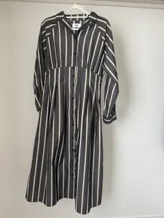 AZUL ワンピース　長袖　Mサイズ