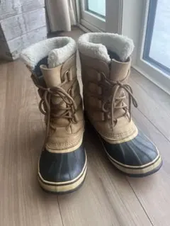 SOREL スノーブーツ ベージュ/ブラック　24㎝