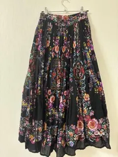 花柄フレアスカート 黒　エスニック　インド綿
