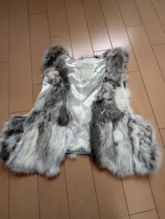 Ehyphenworld gallery 毛皮ファーベスト