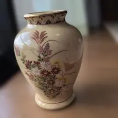 薩摩焼陶器 花瓶のサムネイル