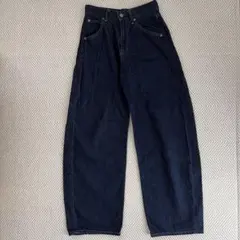 UNIQLO バギーカーブジーンズ