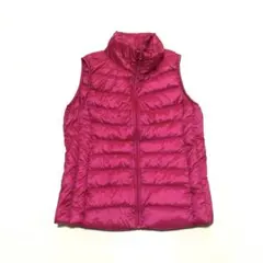 美品！UNIQLO ユニクロ ウルトラライトダウンベスト