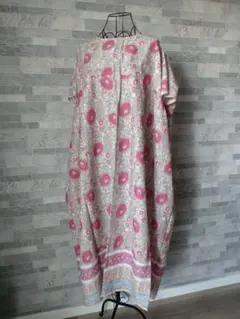 美品♪サマンサモスモス ピンク系花柄 半袖ロングワンピース ゆったり インド綿