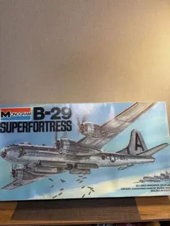 Monogram B-29 Superfortress 1/48 プラモデルのサムネイル