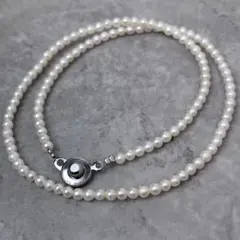 超希少 アコヤ真珠 あこや ベビーパール 3.2mm 39cm テリ強◎ - メルカリ