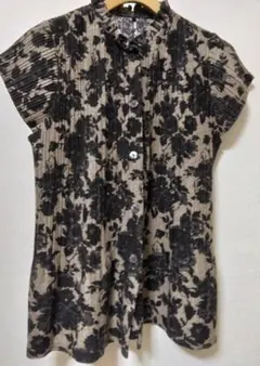 Item thumbnail for item 79b9a72e-e246-4f46-9243-a474c73c774b