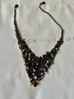 V字型ネックレス