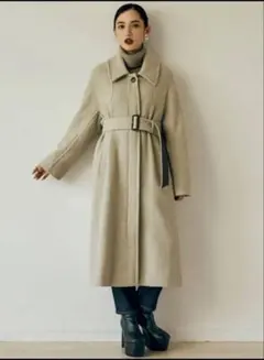 大幅値下げ❗️新品未使用 MURUA ベージュ ロングコート ベルト付き