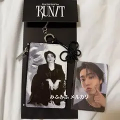 StrayKids スキズ ワルツ ソウル カードホルダーキーリング ハン